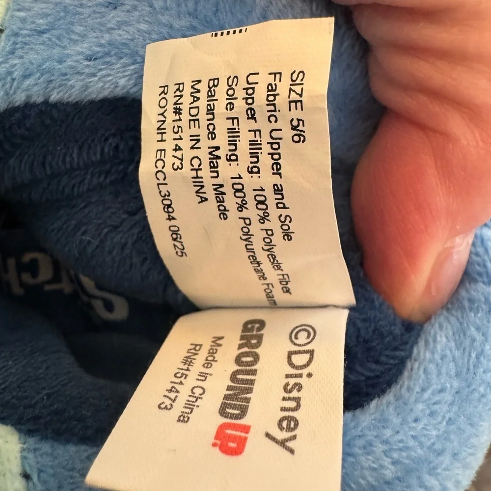 STITCH!!! Disney Blue and White Fabric size 5/6 Slipper. NOT WORN